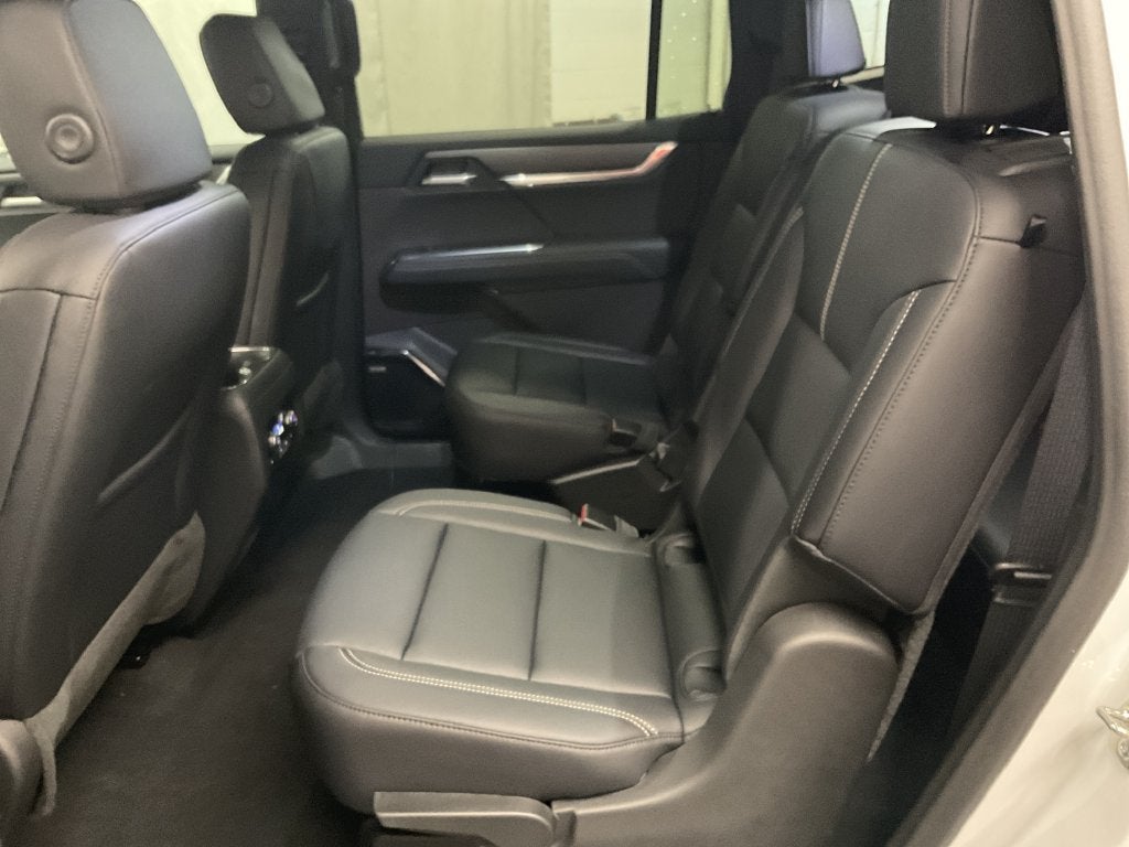 2027 GMC Acadia Elevation - Photo 11