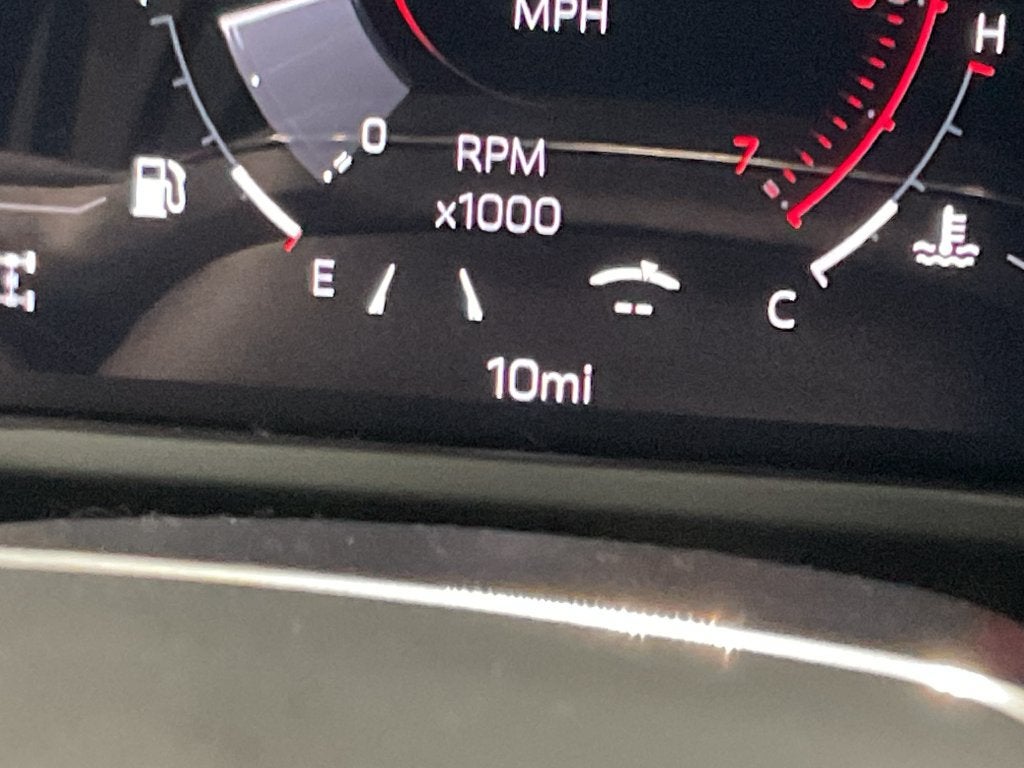 2027 GMC Acadia Elevation - Photo 24