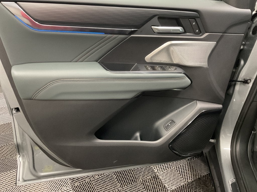 2027 GMC Acadia AT4