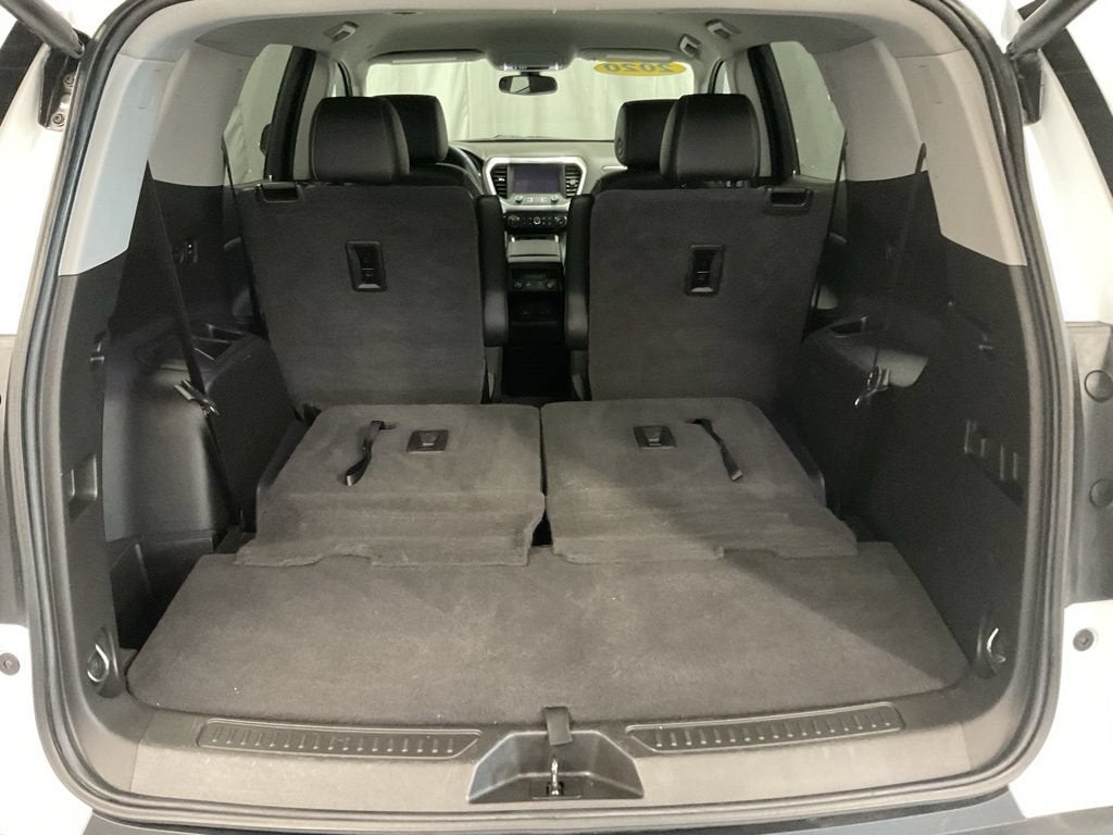 2020 GMC Acadia SLT