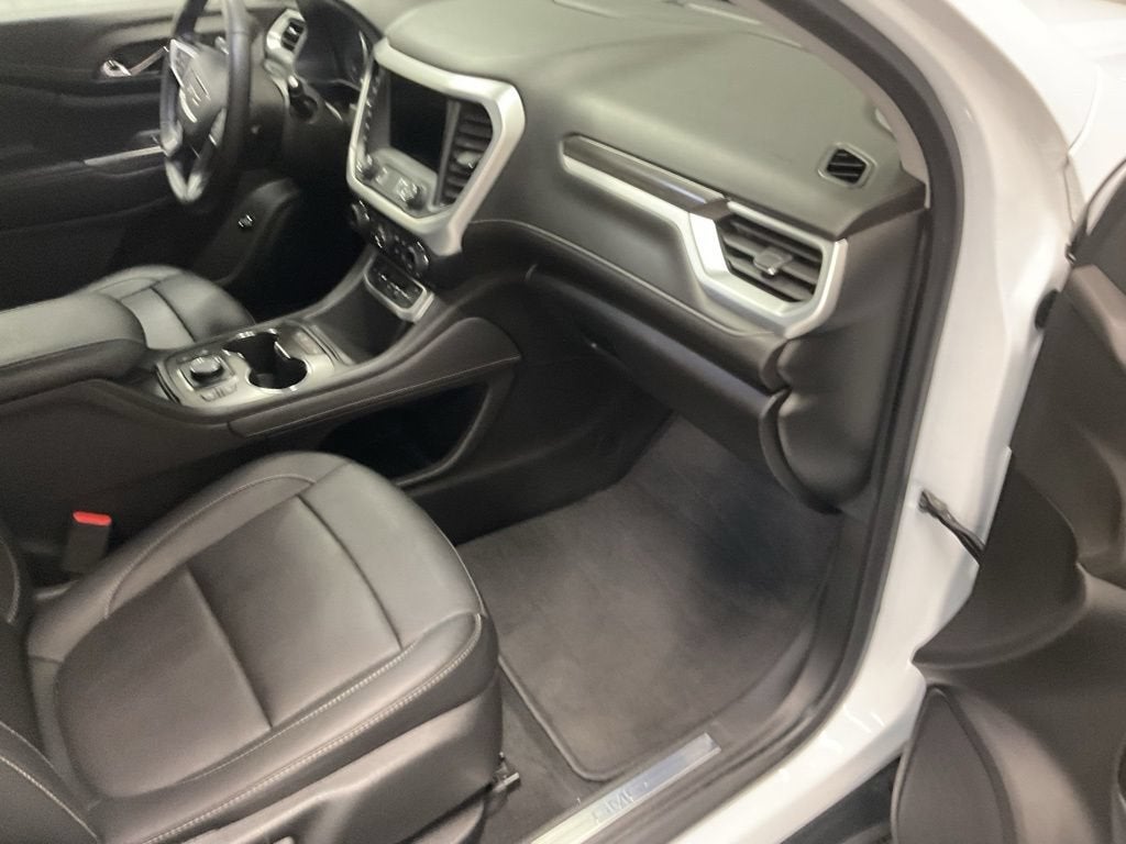2020 GMC Acadia SLT