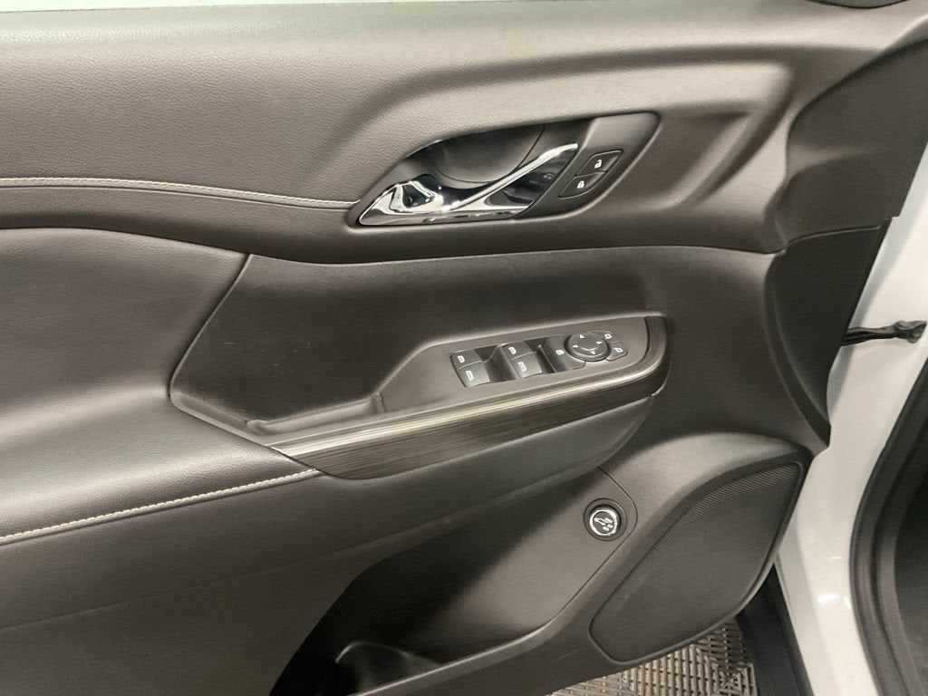 2020 GMC Acadia SLT