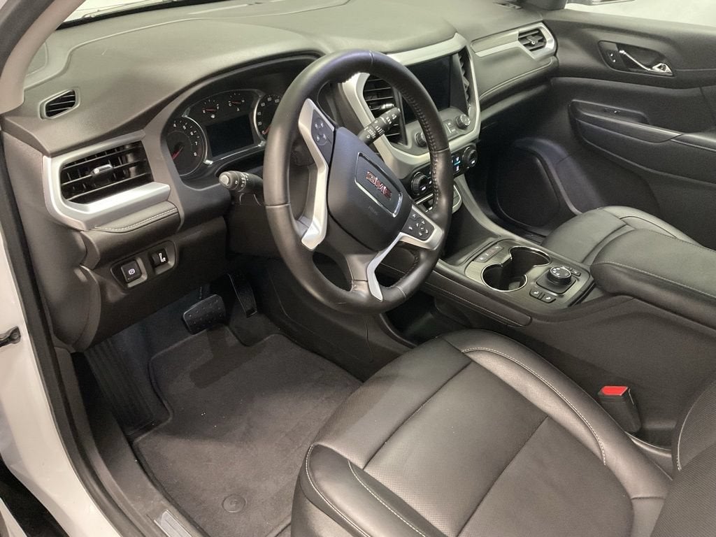 2020 GMC Acadia SLT