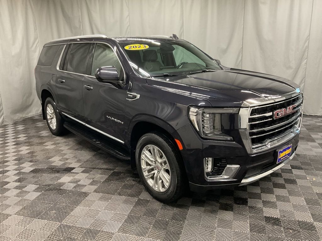 2023 GMC Yukon XL SLT