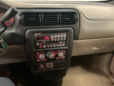 2003 Pontiac Montana w/1SA Pkg