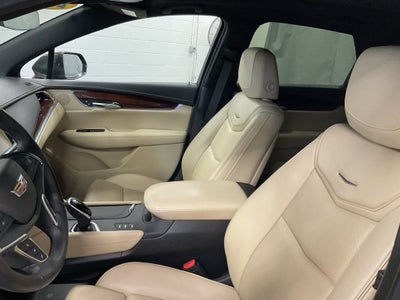 2017 Cadillac XT5 Luxury AWD