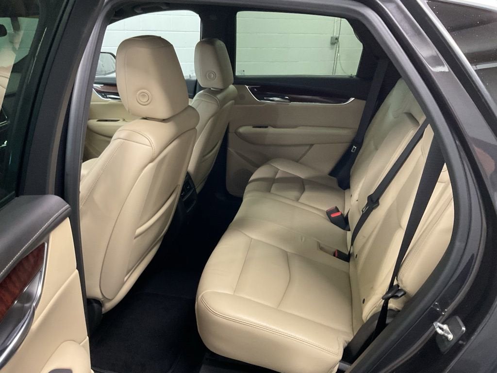 2017 Cadillac XT5 Luxury AWD