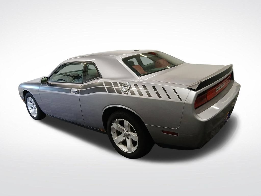 2013 Dodge Challenger SXT Plus