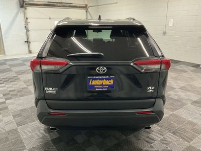 2025 Toyota RAV4 XLE