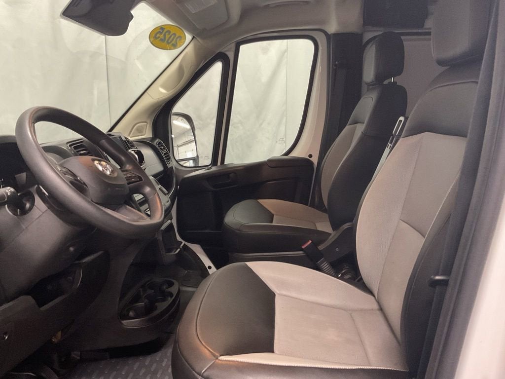 2025 RAM ProMaster Cargo Van Tradesman