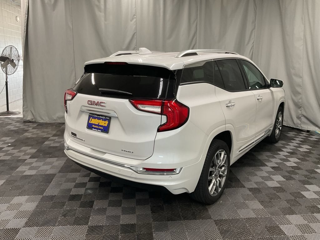 2023 GMC Terrain Denali