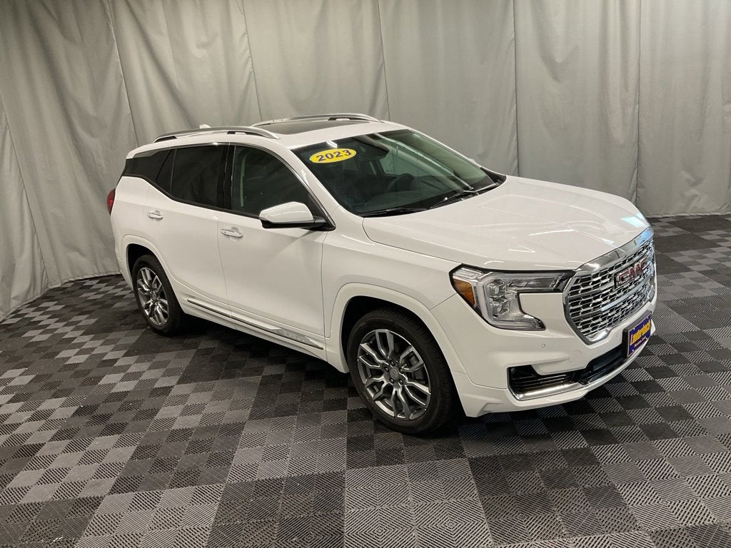 2023 GMC Terrain Denali