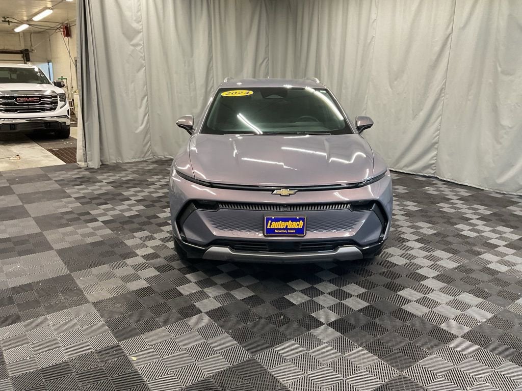 Used 2024 Chevrolet Equinox EV LT with VIN 3GN7DLRR7RS297965 for sale in Newton, IA