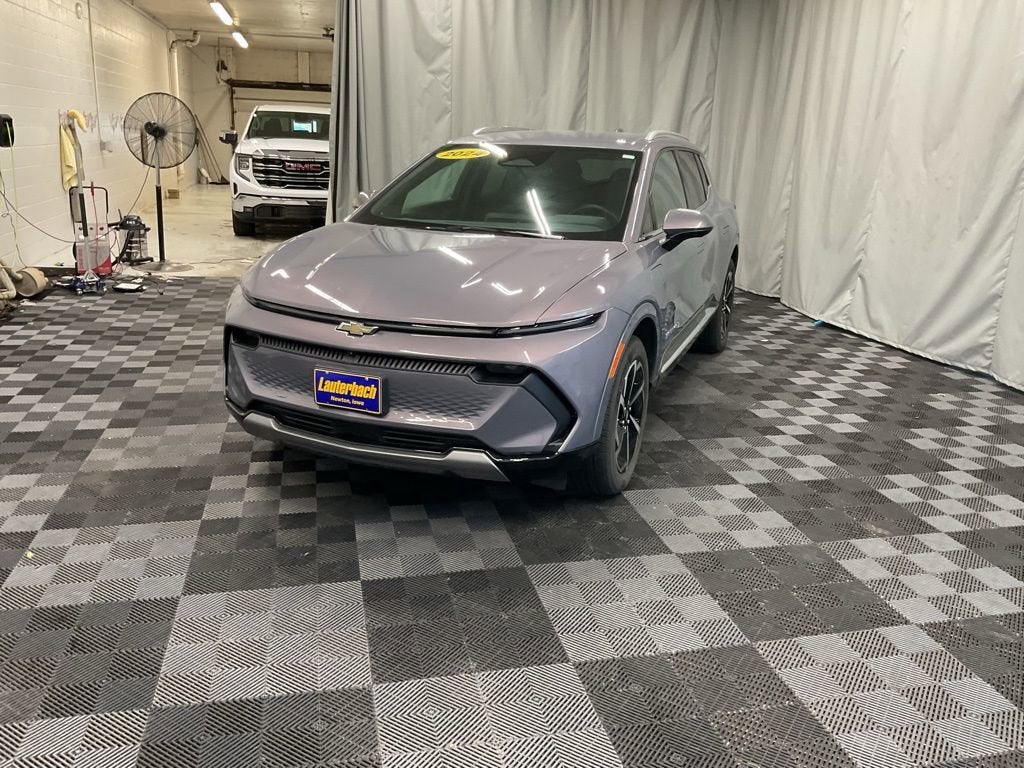 2024 Chevrolet Equinox EV 2LT