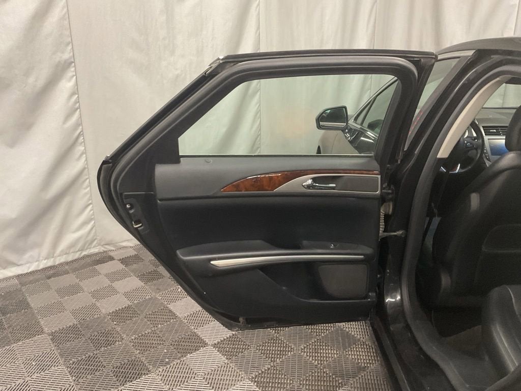 2015 Lincoln MKZ Base