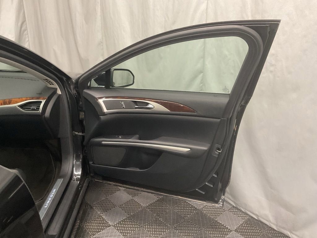 2015 Lincoln MKZ Base