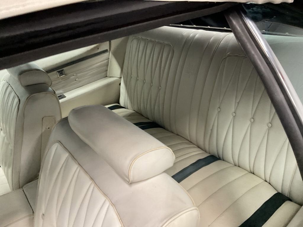 1972 Oldsmobile DELTA 88R Base