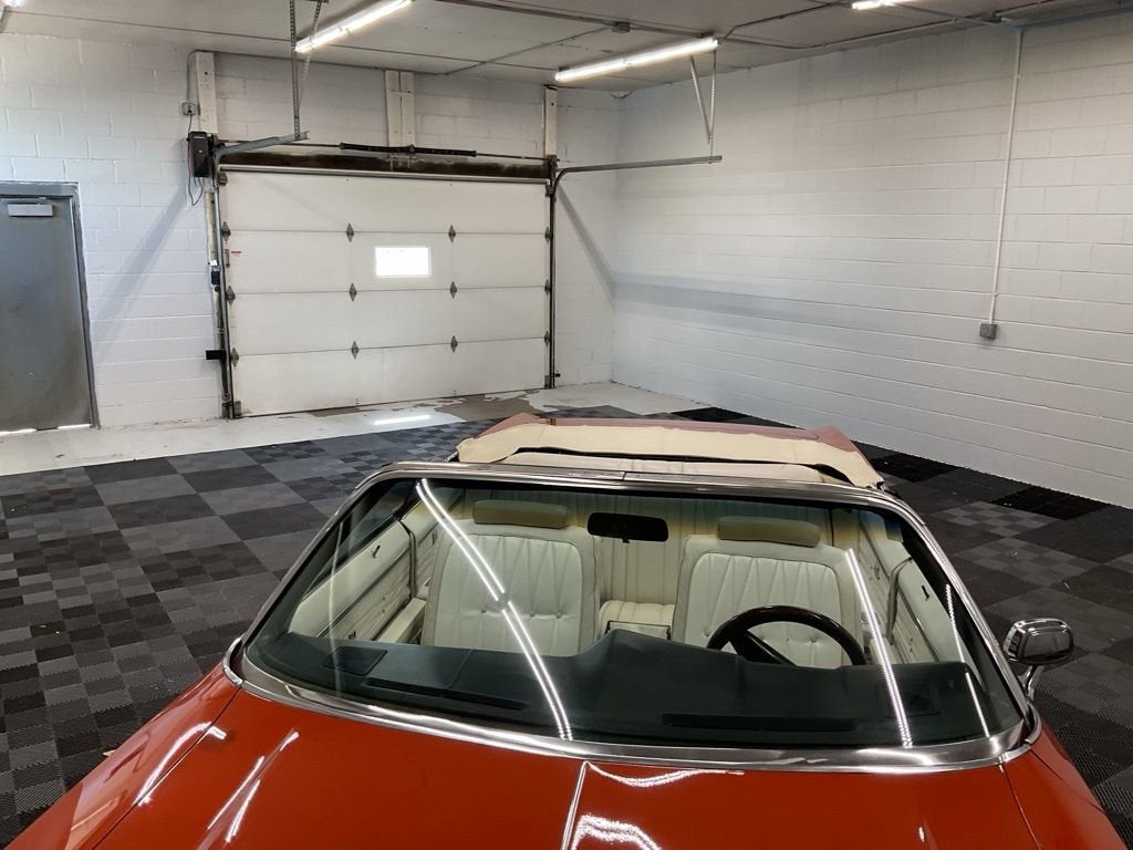 1972 Oldsmobile DELTA 88R Base