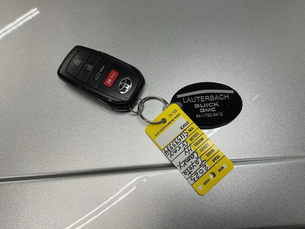 2025 Toyota Camry LE