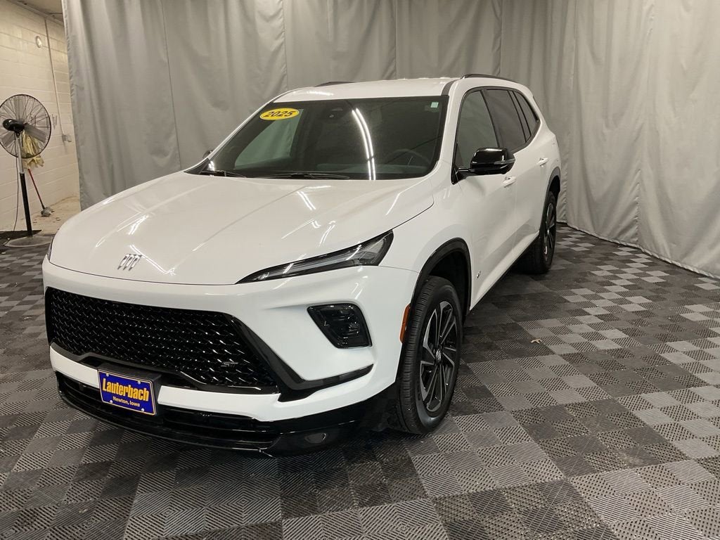 2025 Buick Enclave Sport Touring