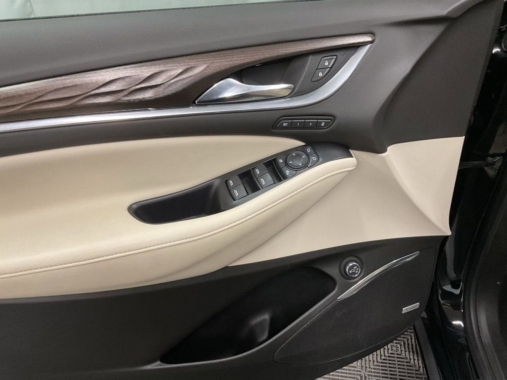 2022 Buick Enclave Avenir