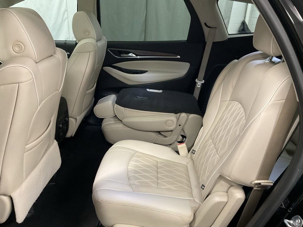 2022 Buick Enclave Avenir