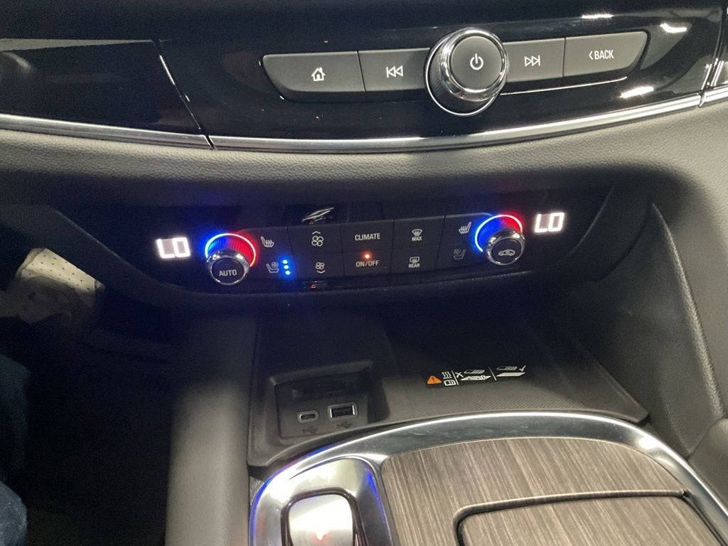 2024 Buick Enclave Avenir
