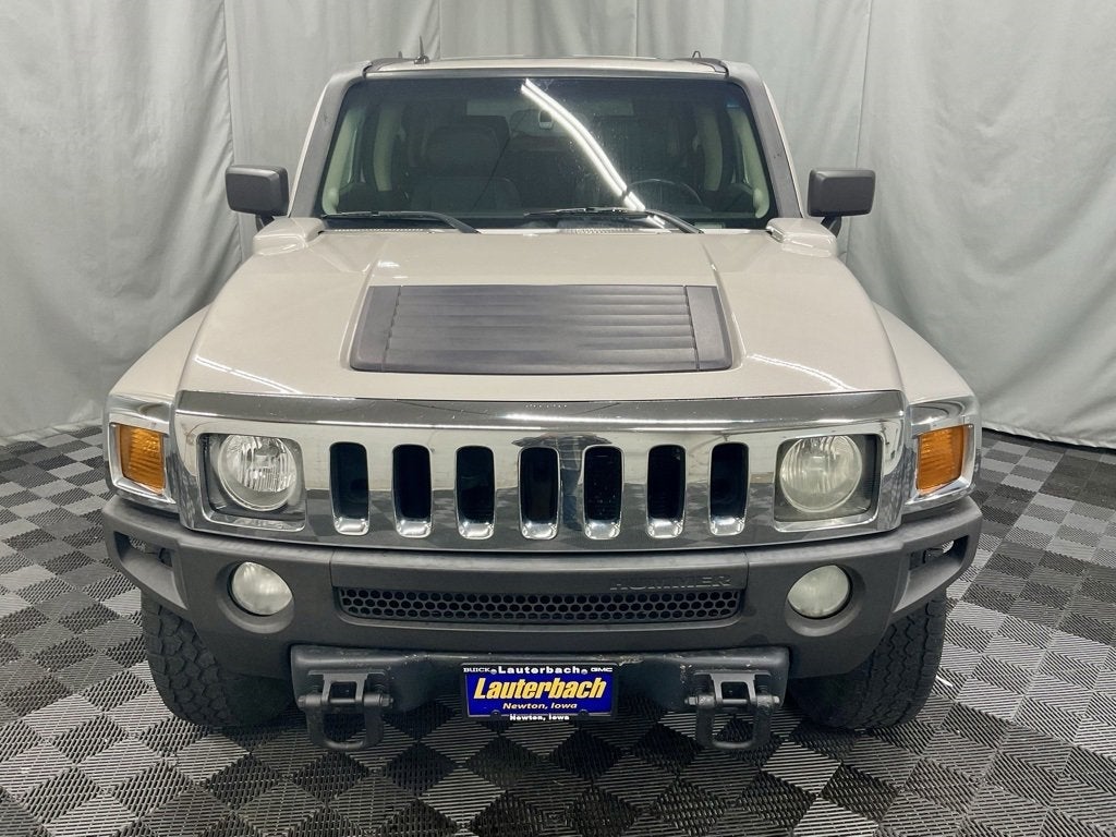 Used 2006 Hummer H3  with VIN 5GTDN136568170463 for sale in Newton, IA