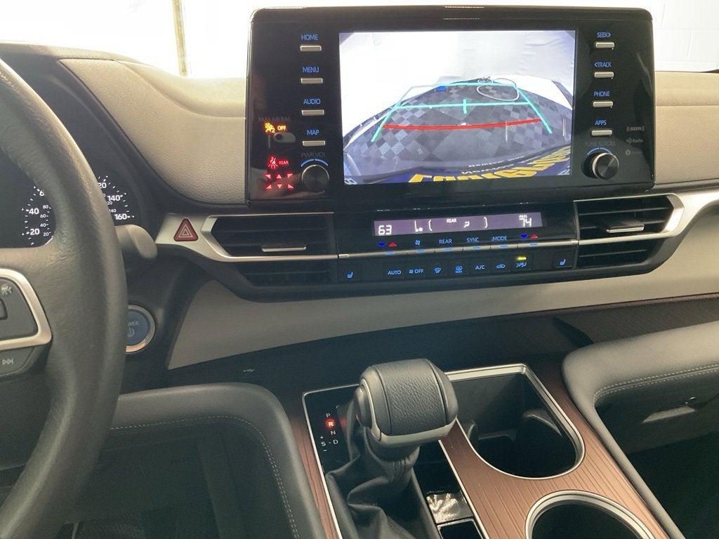 2024 Toyota Sienna XLE