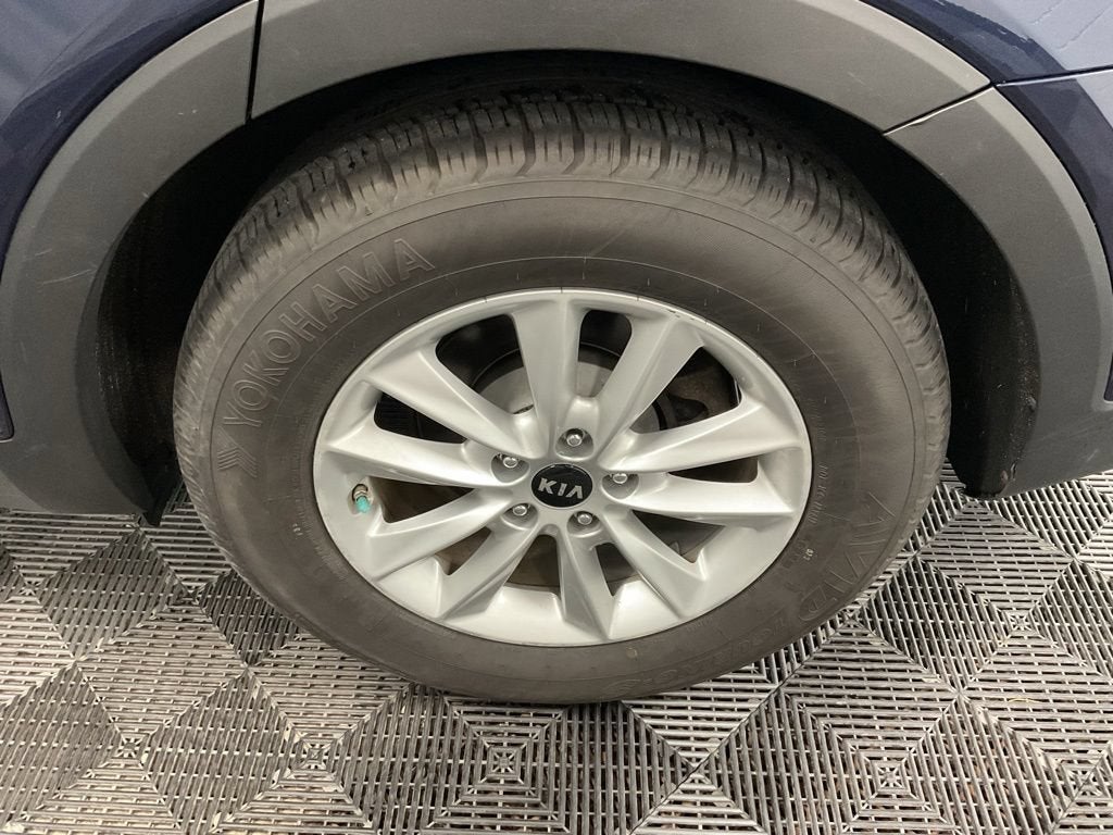 2019 Kia Sorento LX