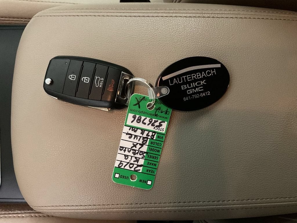 2019 Kia Sorento LX
