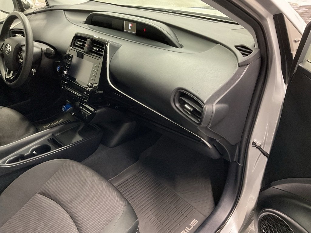 2021 Toyota Prius L Eco