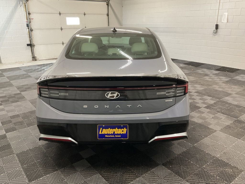 2025 Hyundai Sonata Hybrid SEL