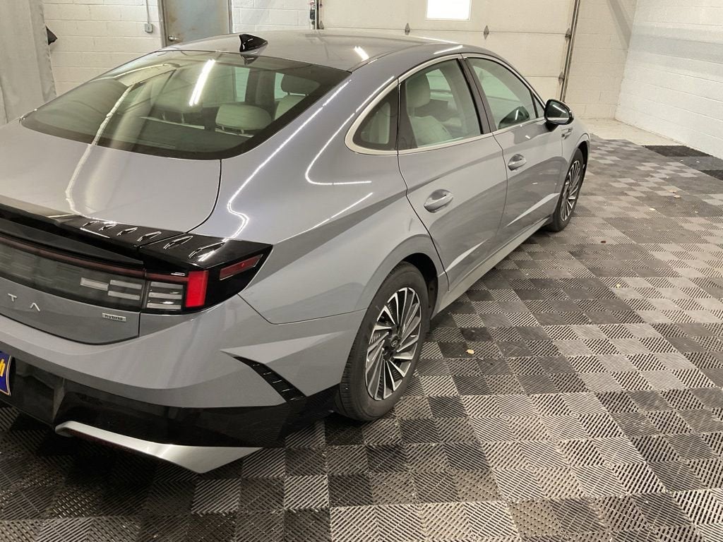 2025 Hyundai Sonata Hybrid SEL